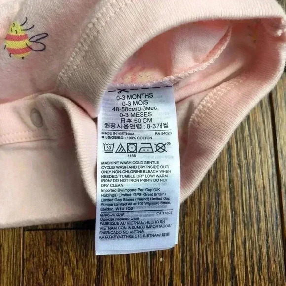 baby Gap Girls 0-3 months Light Pink Bumble Bee Ruffled Sleeve Onesie - NWT - Picture 5 of 6